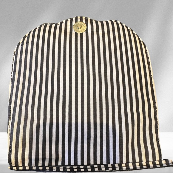 Betsey Johnson Boston Terrier Vegan Leather Bag - Picture 6 of 6